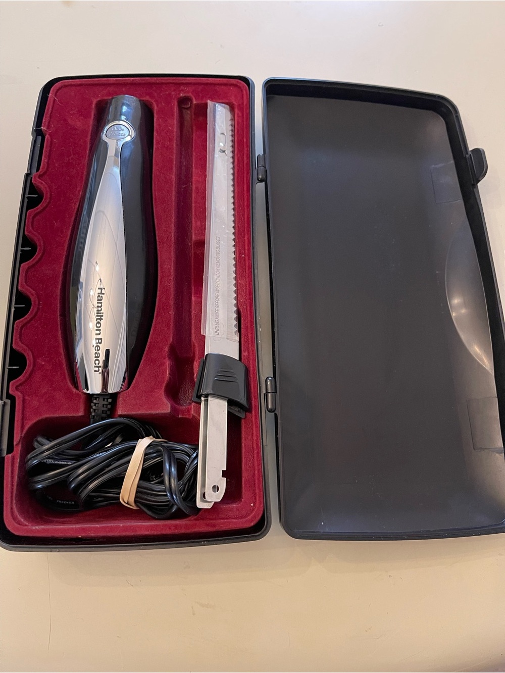 Vintage Hamilton Beach Electric Carving Knife Set Black Chrome Velvet Case